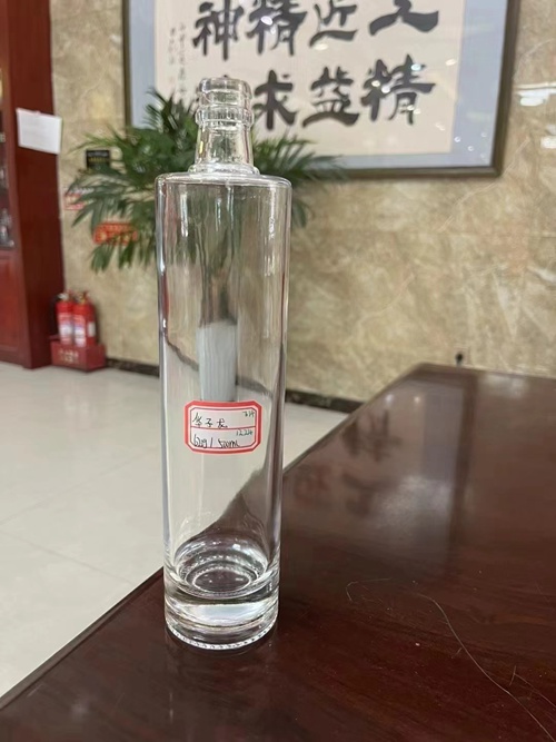 玻璃酒瓶生产工厂